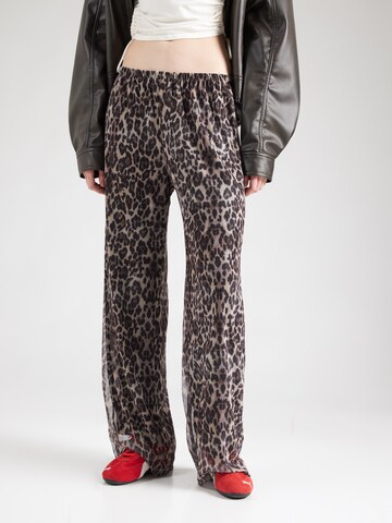 Loosefit Pantalon 'Br44itney' Hailys en marron : devant