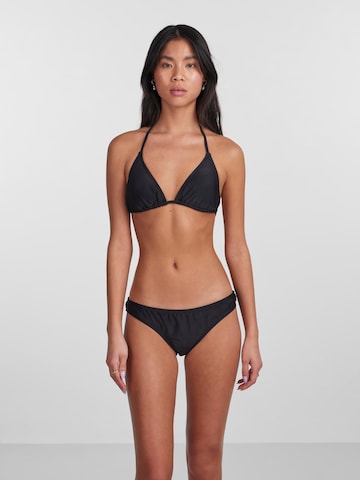 PIECES - Braga de bikini 'BAOMI' en negro