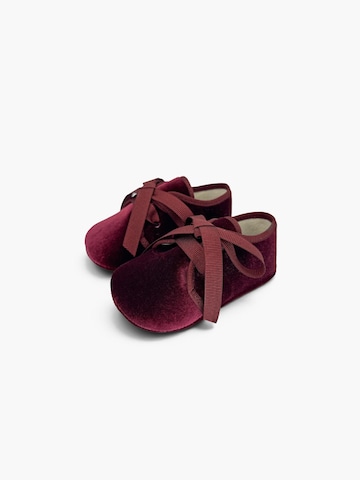 Chaussure basse Pisamonas en rouge