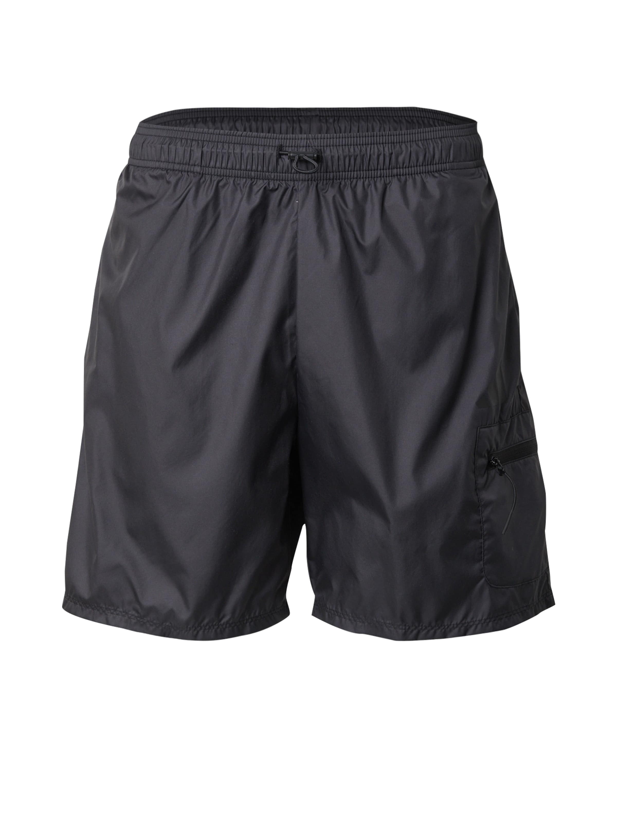 ADIDAS SPORTSWEAR Regular Urheiluhousut värissä musta: etupuoli