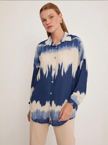 Maglietta 'Hemden' di Bigdart in blu: frontale