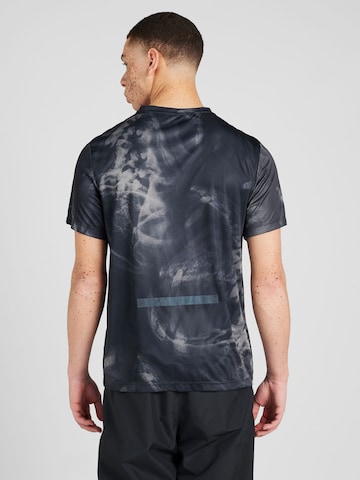 NIKE Toiminnallinen paita 'Run Division Rise 365' värissä musta