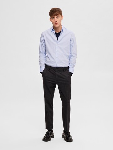 Coupe slim Chemise 'SOHO' SELECTED HOMME en bleu