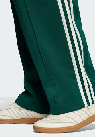 Baggy Pantalon ADIDAS ORIGINALS en vert