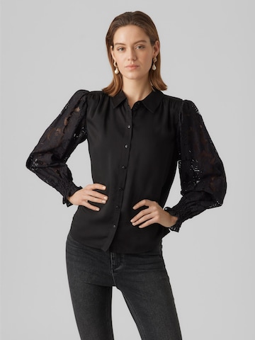 VERO MODA - Blusa 'CABENA' en negro: frente