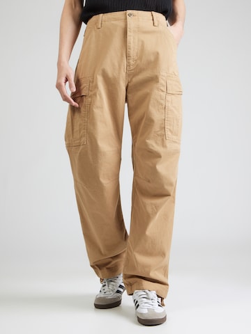 Loosefit Pantalon cargo GAP en beige : devant