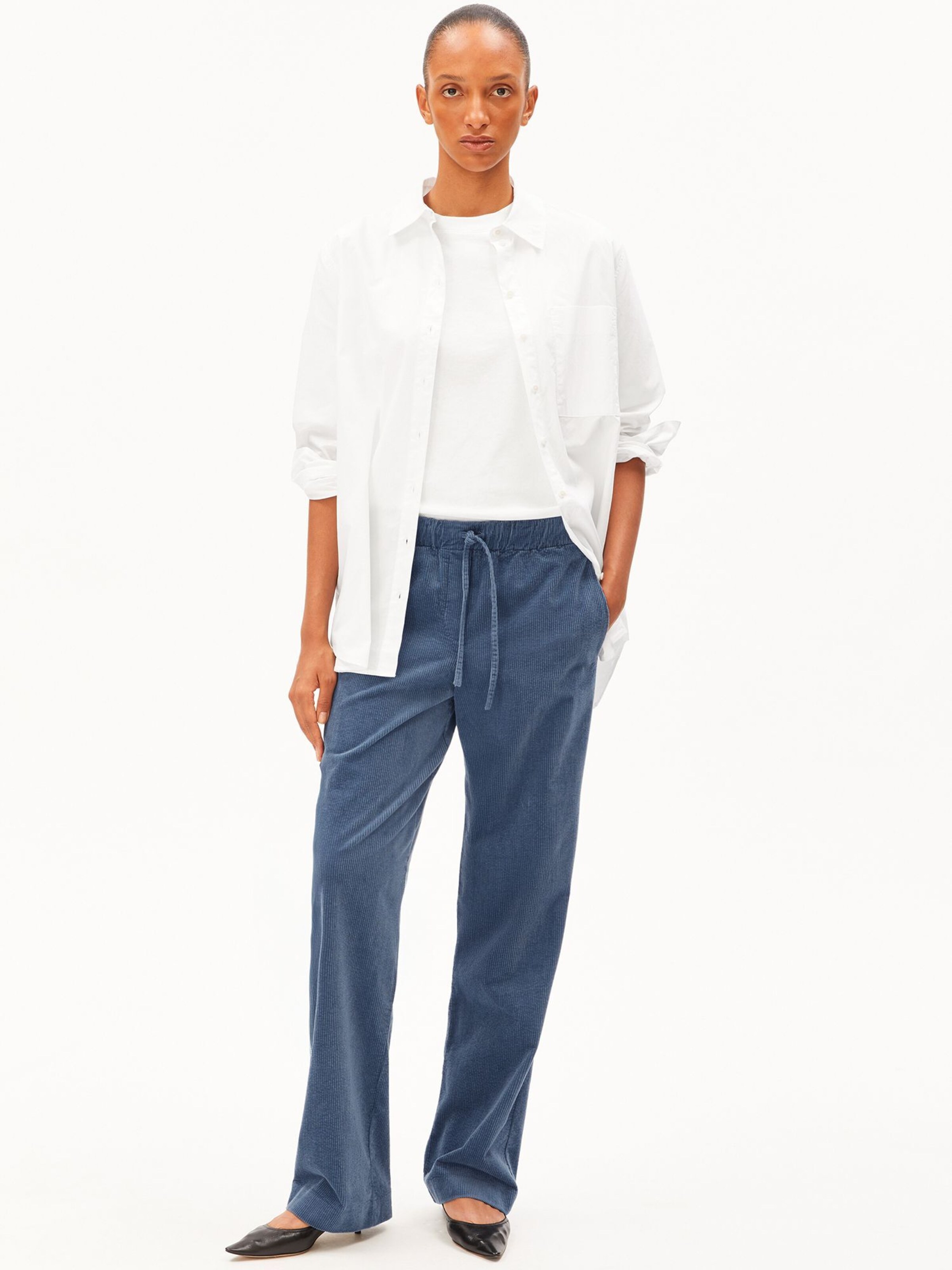 ARMEDANGELS Wide leg Trousers in Blue: front