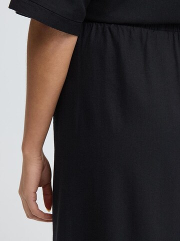 Oxmo Skirt ' OXNInna ' in Black
