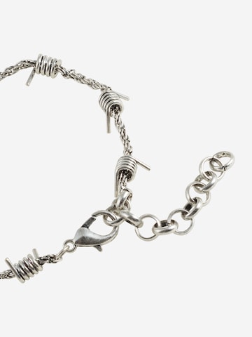 ABOUT YOU x Rewinside Armband 'Finn' in Silber