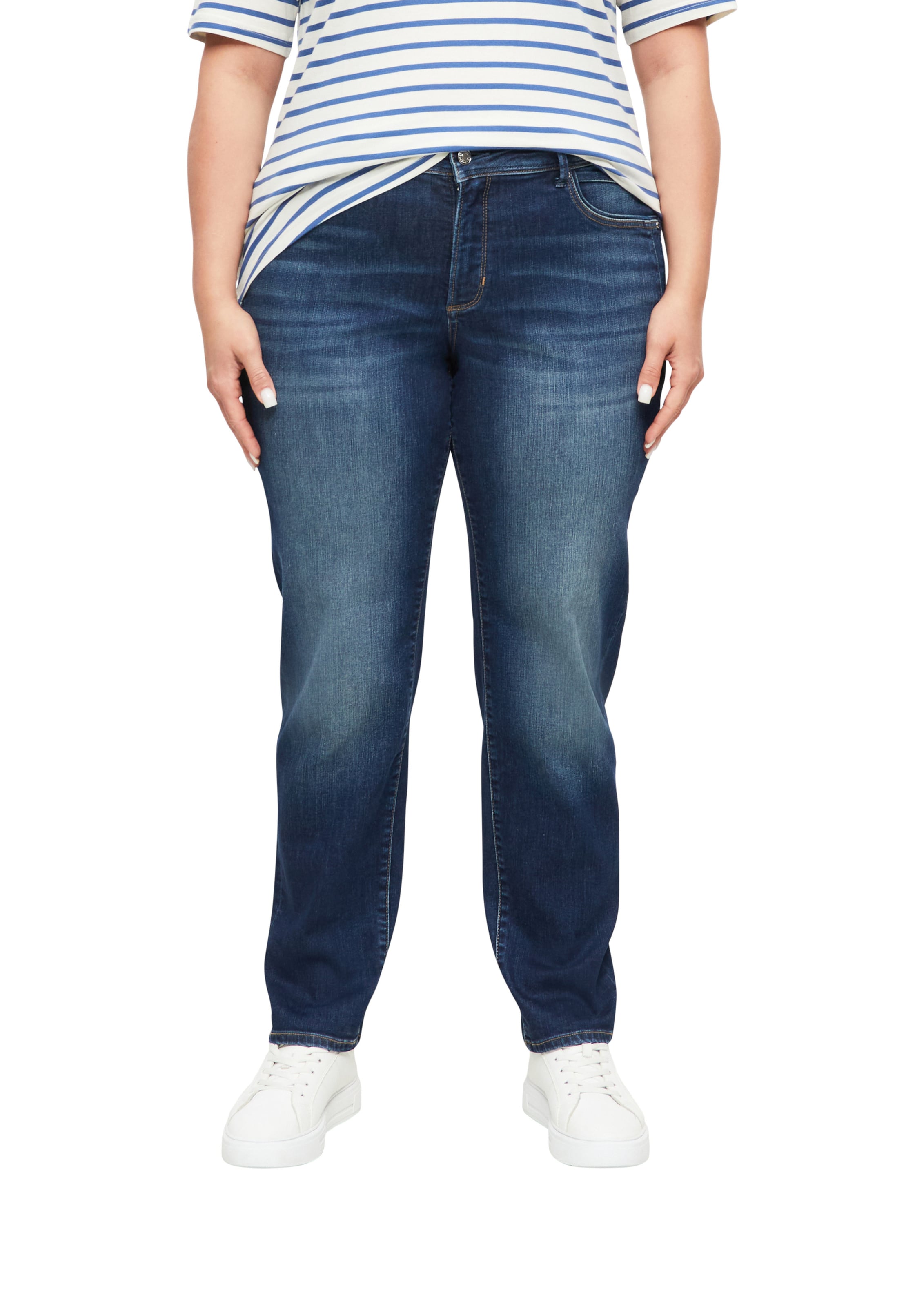 s.Oliver CURVE Slim fit Jeans in Blue: front