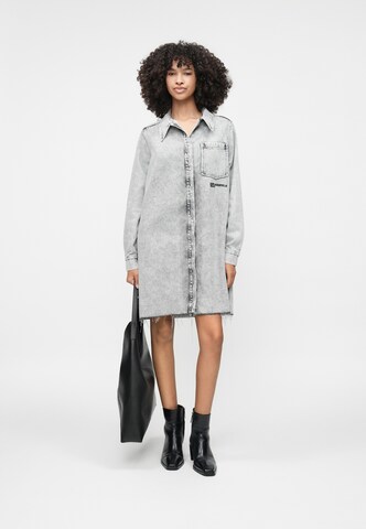 Rochie tip bluză de la KARL LAGERFELD JEANS pe gri