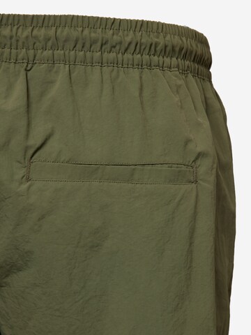 WEEKDAY - Bermudas en verde