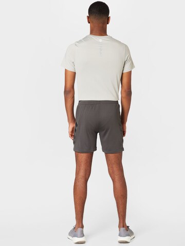 Hummel Regular Workout Pants in Grey