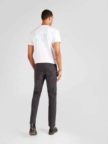 WRANGLER Regular Jeans 'GREENSBORO' in Schwarz