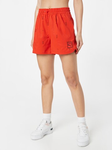 PUMA Свободный крой Спортивные штаны в Красный: спереди
