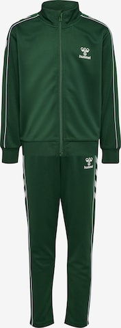 Survêtement Hummel en vert : devant
