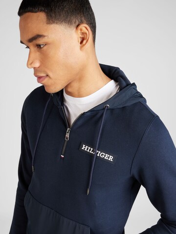 TOMMY HILFIGER Sweatshirt in Blau