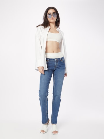 Monki Regular Jeans in Blau