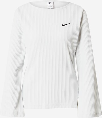 Nike Sportswear Тениска в сиво: отпред