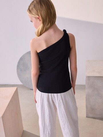 Next Top in Schwarz