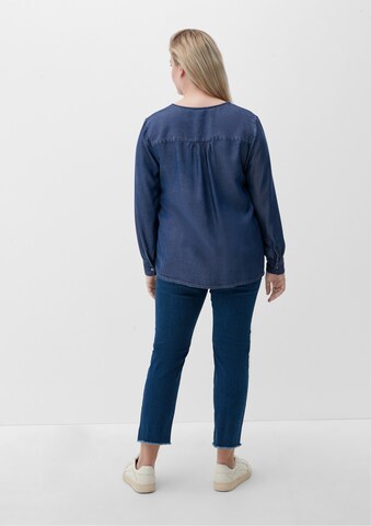 TRIANGLE Blouse in Blue