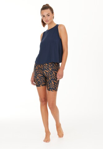 Athlecia Skinny Sportshorts 'Windia' in Braun