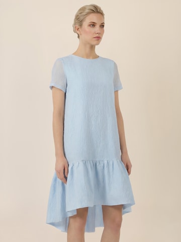 APART Kleid in Blau