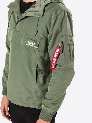 ALPHA INDUSTRIES Between-Season Jacket 'TT Anorak LW' in Green