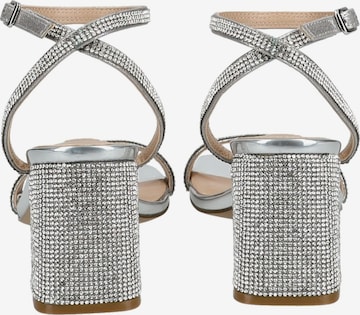 Sandalo con cinturino di STEVE MADDEN in argento
