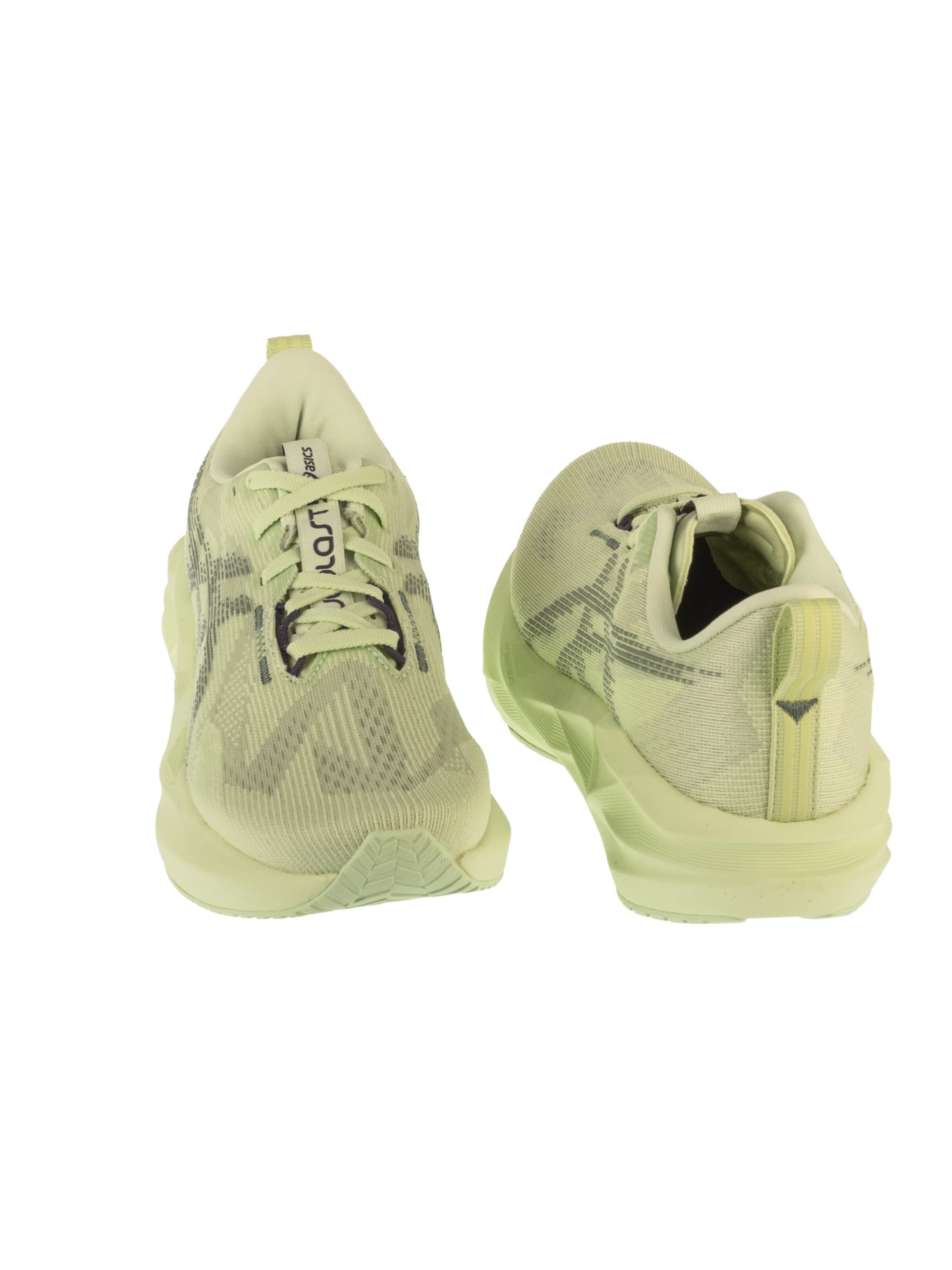 Chaussure de course 'ASICS Novablast 5' ASICS en vert