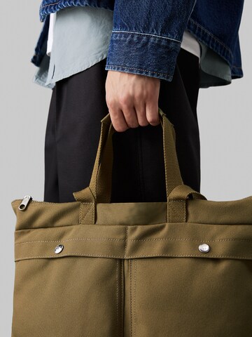 Calvin Klein Jeans Shopper in Green