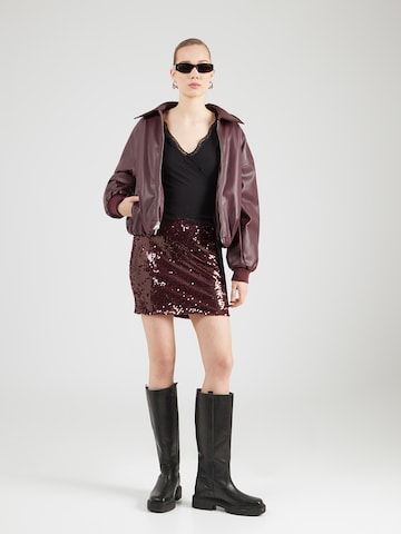 Maglietta di ABOUT YOU in nero