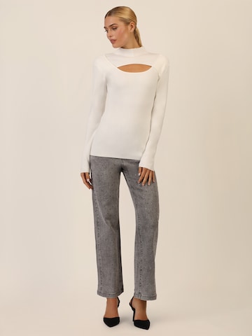 APART Sweater in White
