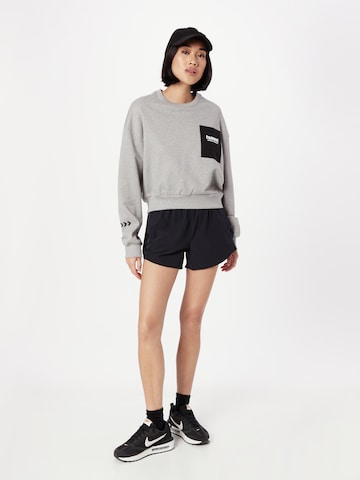 Felpa 'Dacia' di Hummel in grigio