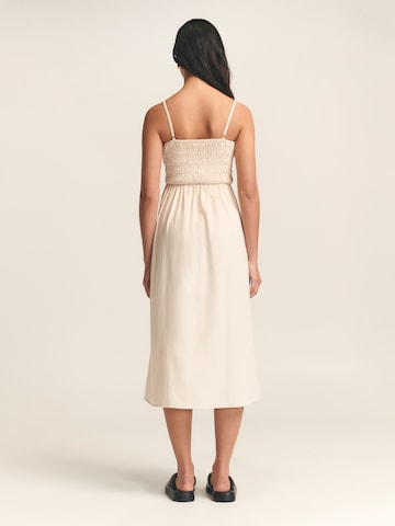 St MRLO Dress 'Lexie' in Beige: back