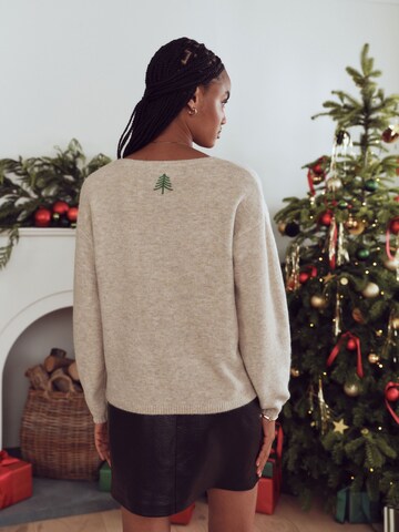 Next Sweater in Beige
