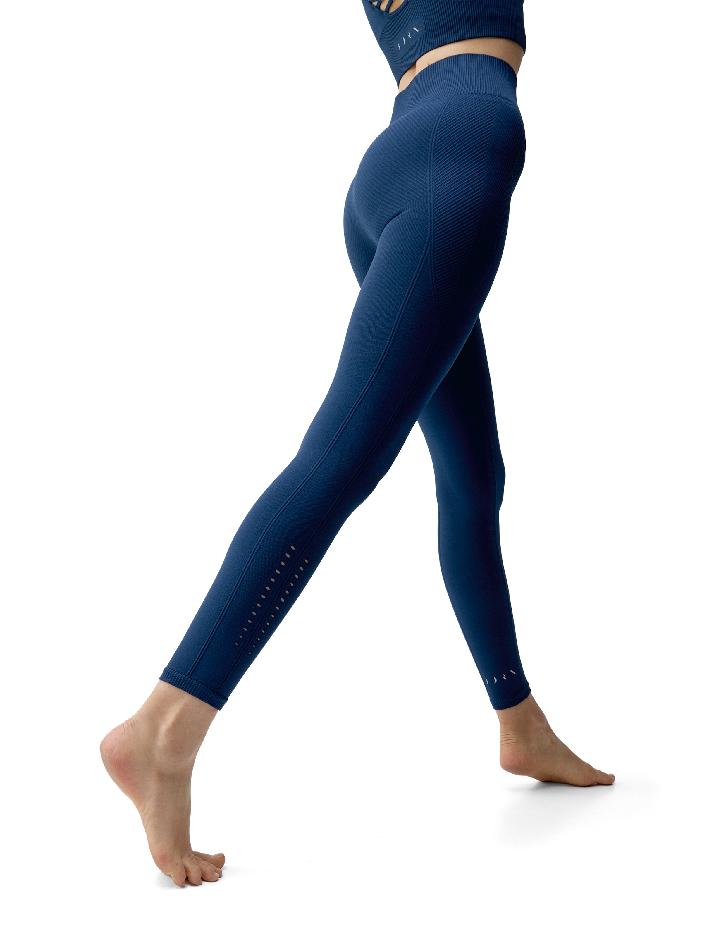 Born Living Yoga Skinny Sports trousers ' India ' in Blue