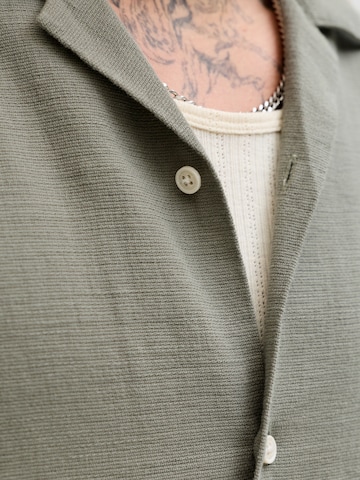 JACK & JONESComfort Fit Košulja 'JJELIAM' - siva boja