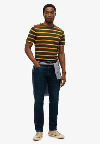 T-Shirt 'Essentials' Superdry en vert
