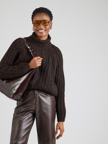 Smith&Soul Svetr – hnědá: přední strana