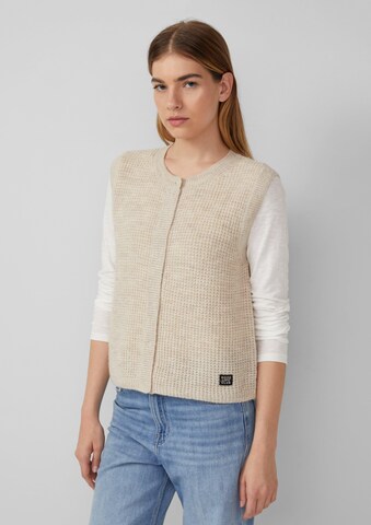 s.Oliver Strickweste in Beige: Vorderseite