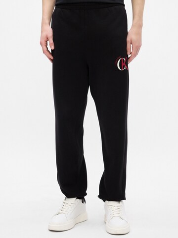 Calvin Klein Jeans Zwężany krój Spodnie w kolorze czarny: przód