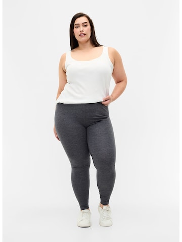 Skinny Leggings di Zizzi in grigio