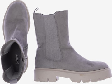 Graceland Dress Boots in 39 in Grey: front