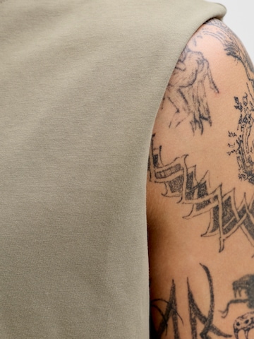 T-Shirt 'JJESOHO' JACK & JONES en gris