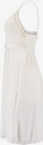 Hailys Плетена рокля 'Hanni' в бяло