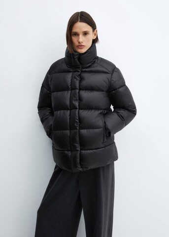 Veste fonctionnelle 'Snowy' MANGO en noir : devant