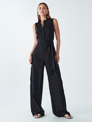 Willa - Jumpsuit 'Justice' en negro: frente
