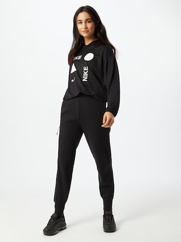 Effilé Pantalon 'Tech Fleece' Nike Sportswear en noir