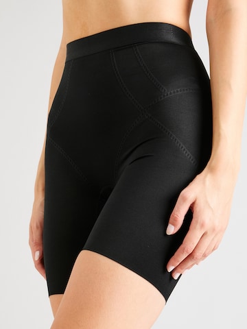 Pantaloni modellanti di Marks & Spencer in nero: frontale